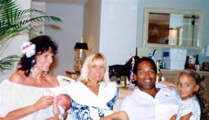Angie Simpson Age: 10 Facts On Cody Simpson’s Mother