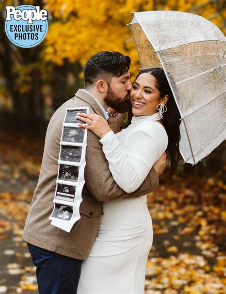 Bliss Poureetezadi Bio, Age, Early Life, Height, Dating, Net Worth