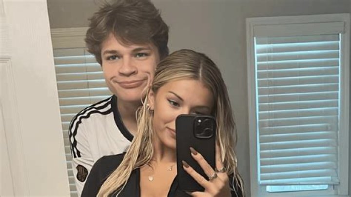 Breckie Hill Age, Wiki, Bio, Boyfriend, Height, Weight, Career, Instagram