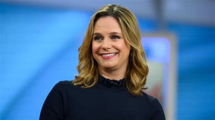 Carolyn Moos Age, Wiki, Biography, Body Measurement, Parents, Family, Salary, Net worth