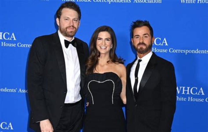 CNN: Is Kaitlan Collins Married To Her Boyfriend Will Douglas? Facts To Know About American journalist