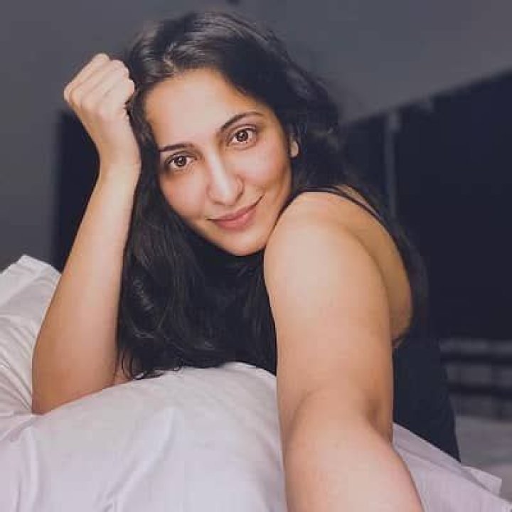 Eisha Chopra- Wiki, Age, Height, Boyfriend, Net Worth