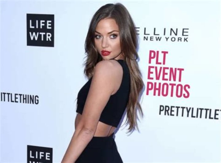 Erika Costell (Model) Biography, Wiki, Age, Height, Weight, Body Measurements, Boyfriend, Net Worth