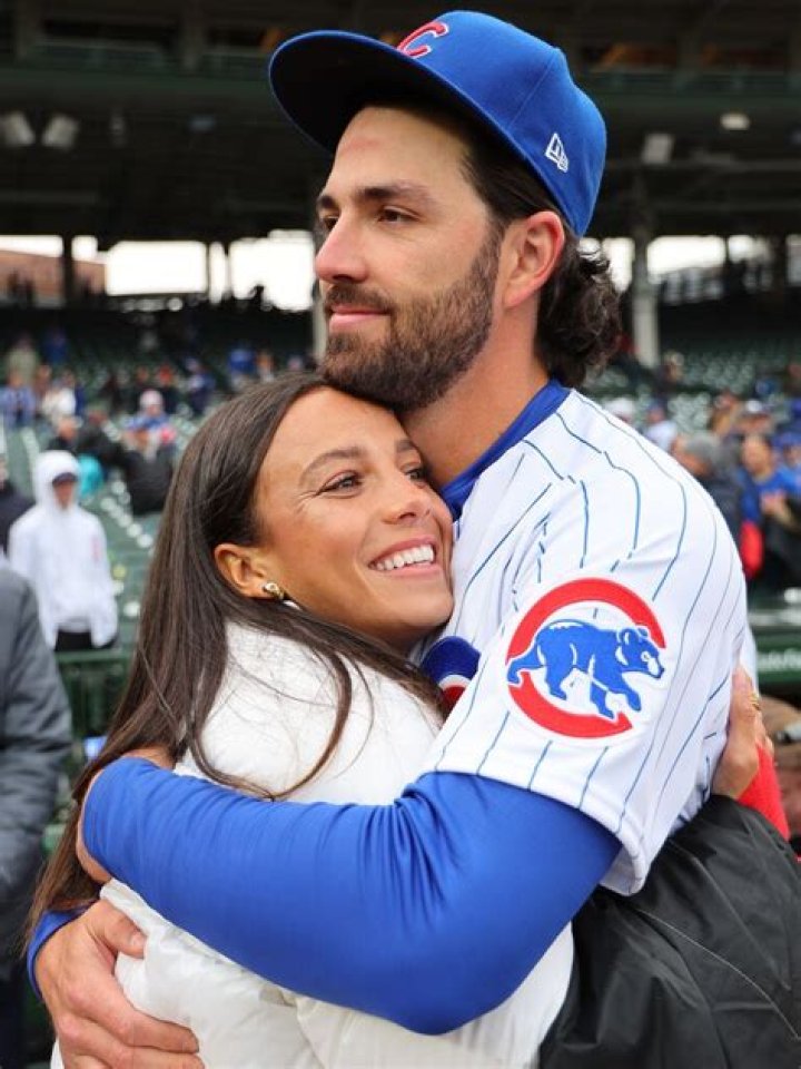 Erin Mayovsky Age, Wikipedia: 10 Facts Gaard Swanson Wife