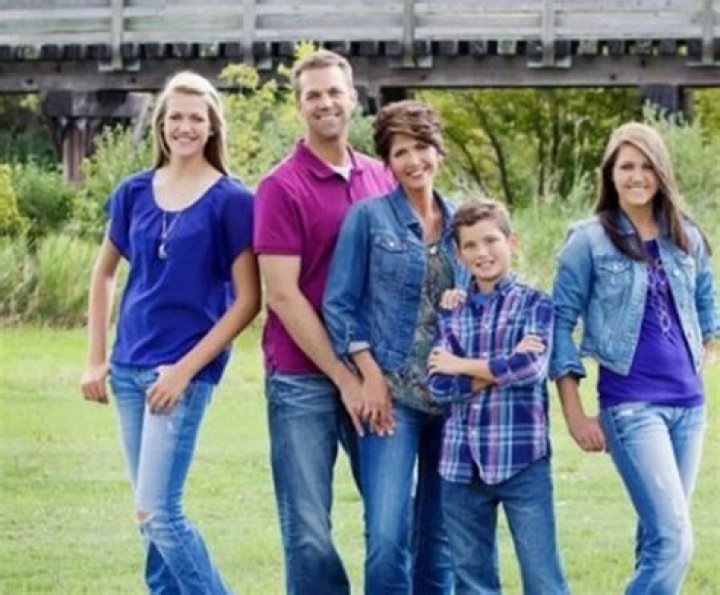 Kristi Betts Age, Wiki, Biography, Wife, Children, Salary, Net Worth, Parents