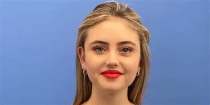 Leni Klum Wiki, Age, Parents, Father, Height, Siblings, Net Worth, Vogue, Instagram