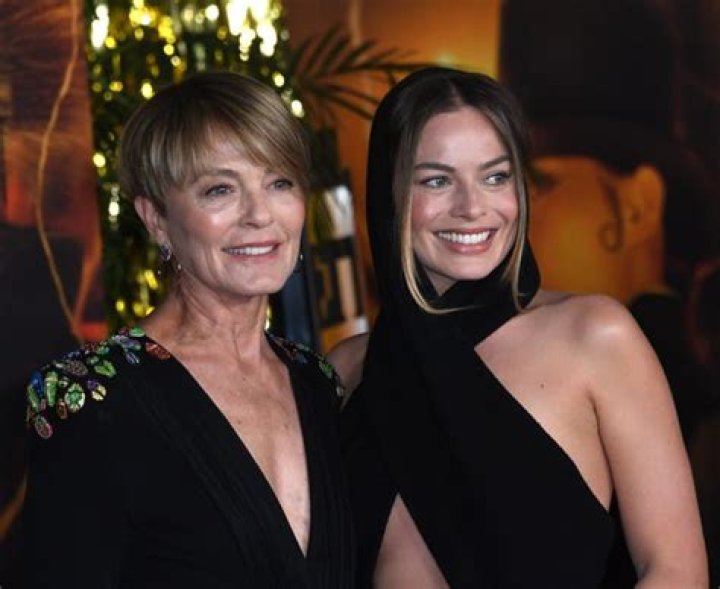 Meet Margot Robbie Parents – Mother Sarie Kessler And Father Doug Robbie On Instagram