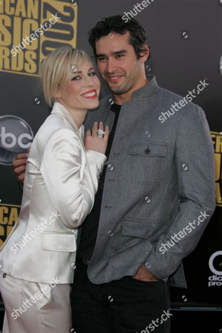 Natasha Bedingfield Husband Matt Robinson: Is She Pepper On The Masked Singer?
