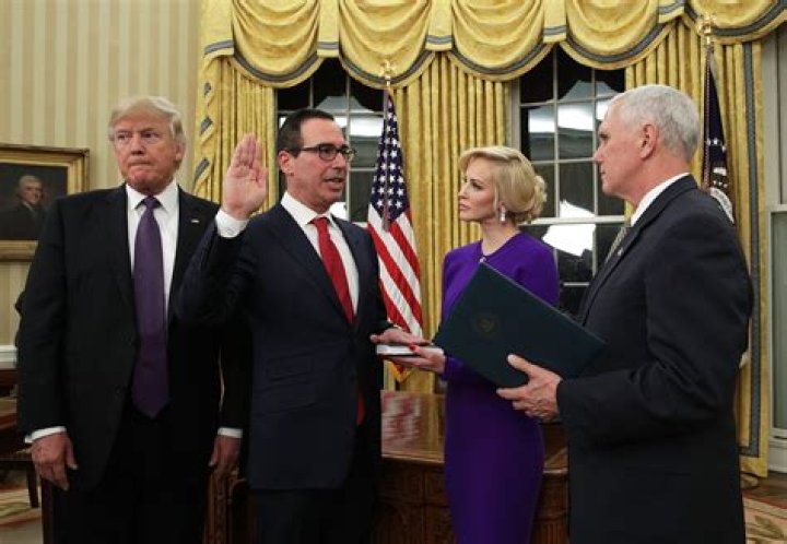 Ronald Richards Wife Louise Linton Age Height & Net Worth Find Them On Twitter