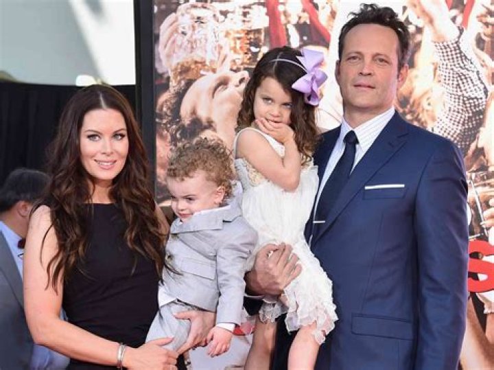 Scott Studwell Wife Family: Who Is He Married To?