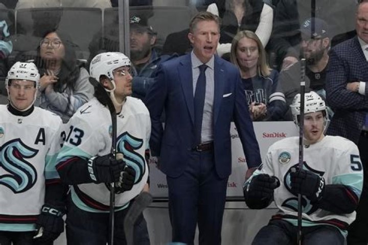 Seattle Kraken Head Coach Dave Hakstol And His Wife Erinn O’Keefe Got Married In 2003