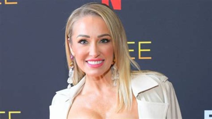 Selling Sunset: Mary Fitzgerald’s Plastic Surgery: Did She Get a Boob Job?