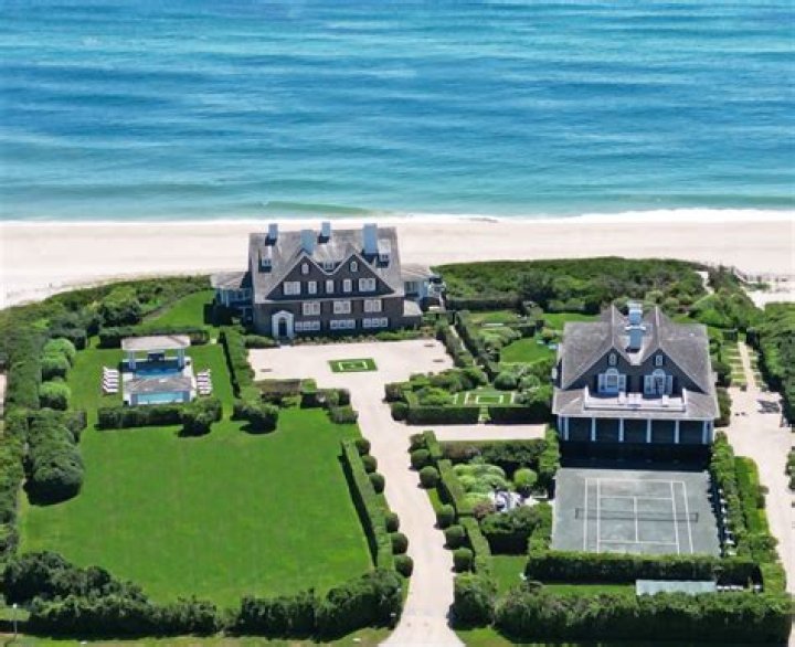 Selling The Hamptons:Who Is Mia Calabrese? Wiki Age -Husband And Instagram