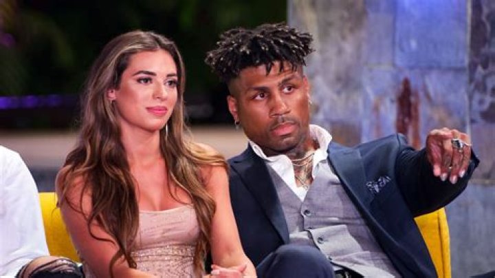 Who Is Israel Lomeli? Meet The Too Hot To Handle Cast On Instagram