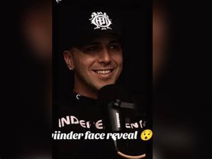 Who Is Jolly Wangcore? Find Out If The Twitch Streamer Has Revealed His Real Name & Face