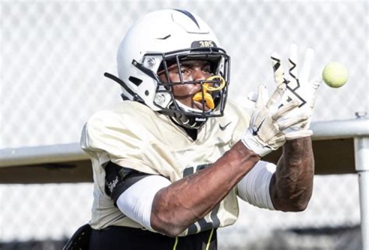 Why Was Terrence Lewis Arrested? 5 Star UCF Linebacker Mugshots On Twitter